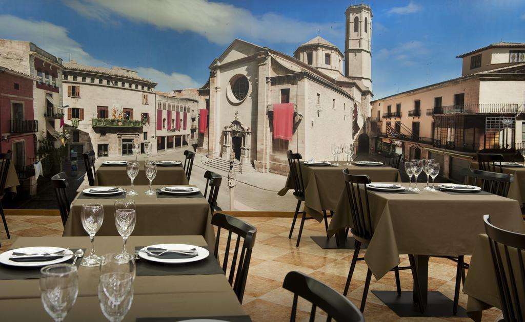 Hotel Ciutat De Tarrega Exterior photo